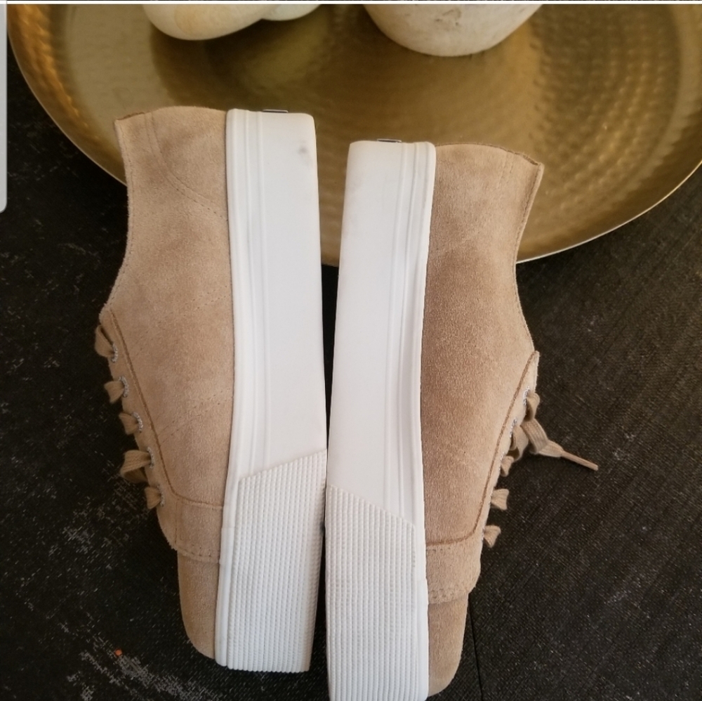 Superga Suede Platform - Picture 2 of 3
